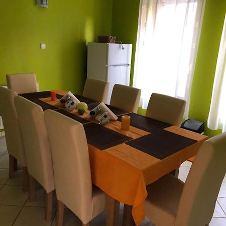 Kristaly Apartmanhaz Sárvár Extérieur photo