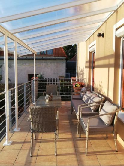Kristaly Apartmanhaz Sárvár Extérieur photo